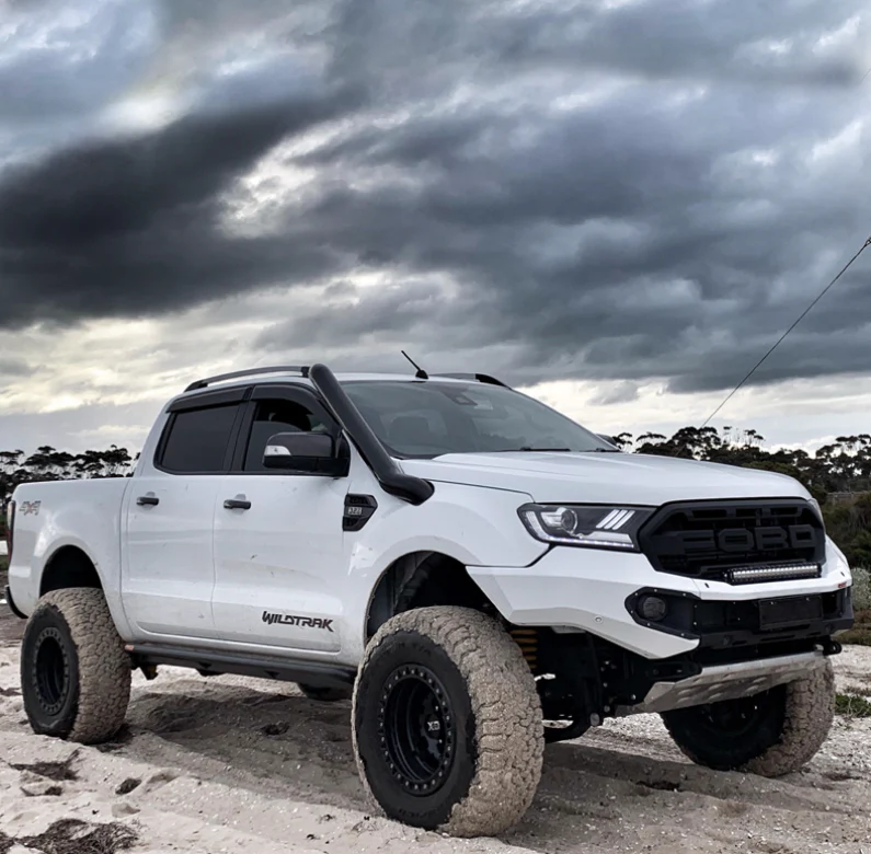 Ford Ranger with rear Tray ANGLED Rock Sliders / Side steps