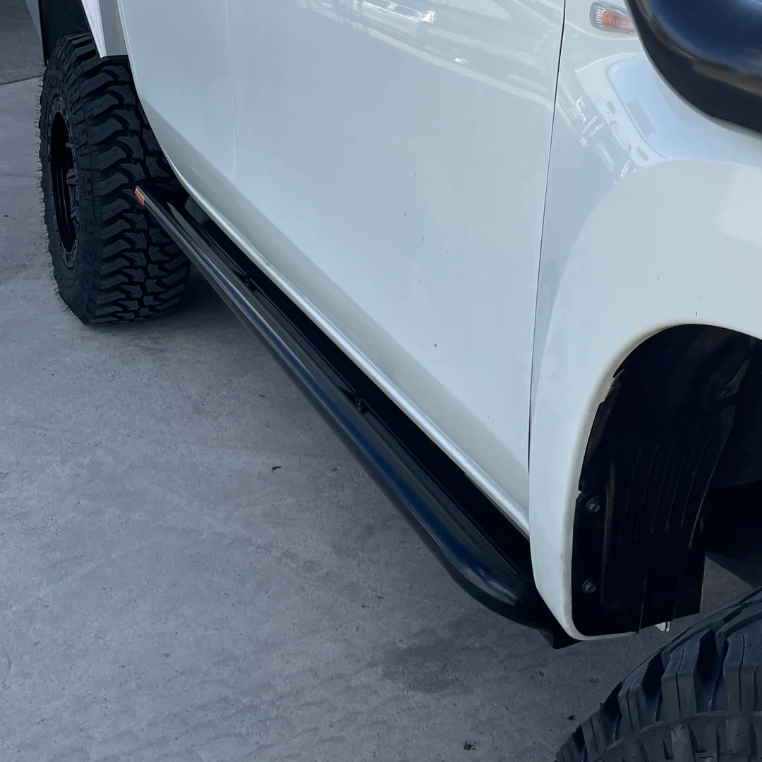 Mitsubishi Triton MR ANGLED Rock Sliders / Side Steps – Powdercoated