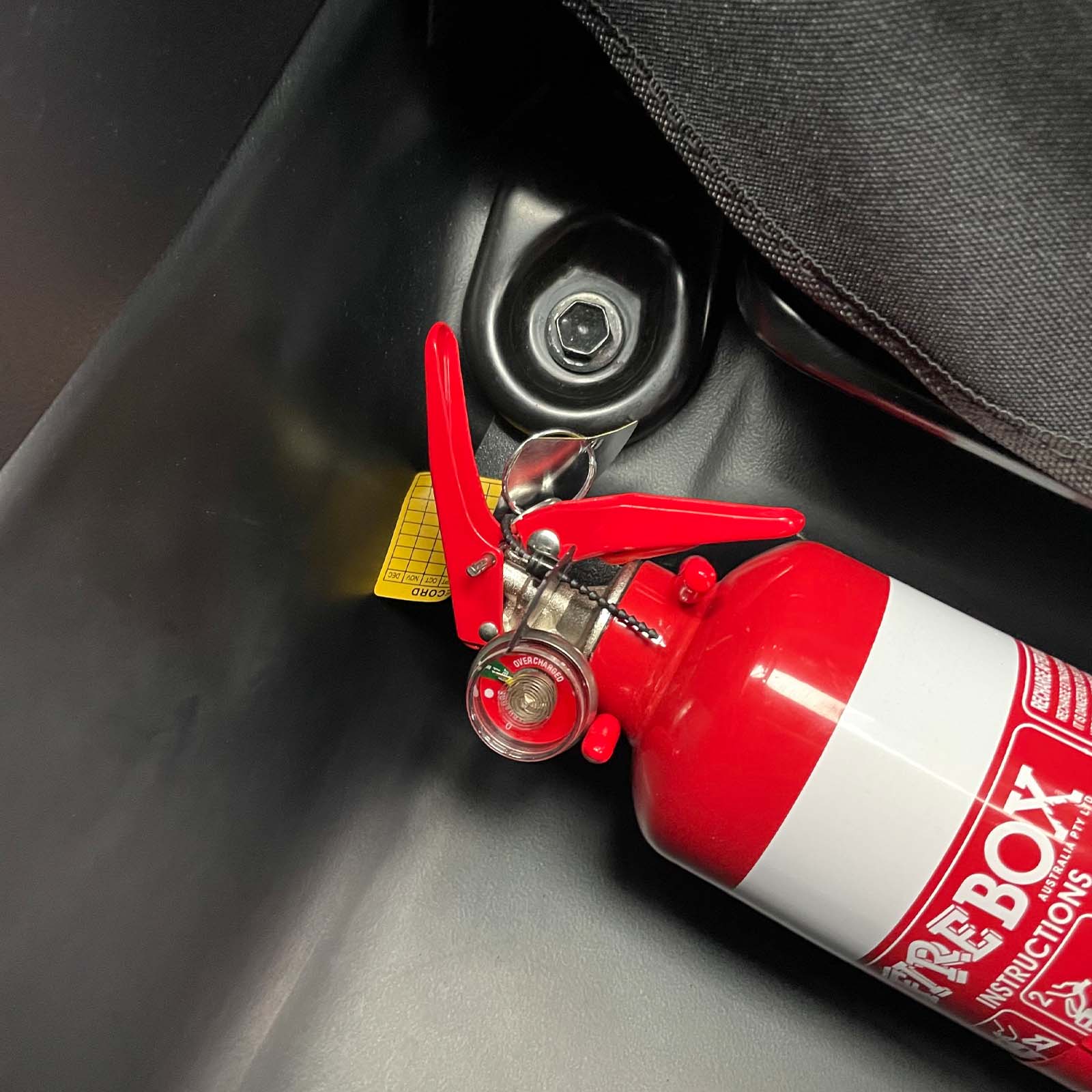 TOYOTA HILUX N80 FIRE EXTINGUISHER BRACKET - Image 7
