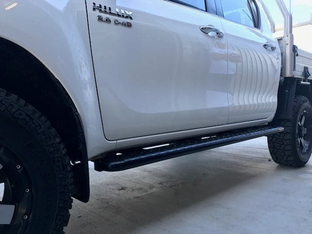 Toyota Hilux N80 FLAT Rock Sliders / Side Steps – P/C Ally Checkerplate Tread - Image 6