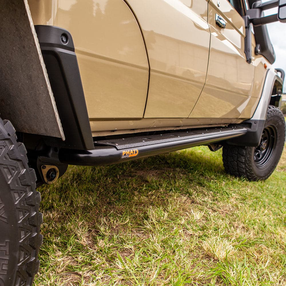 Toyota LandCruiser 79 Series Dual Cab FLAT Rock Sliders / Side Steps - Image 4