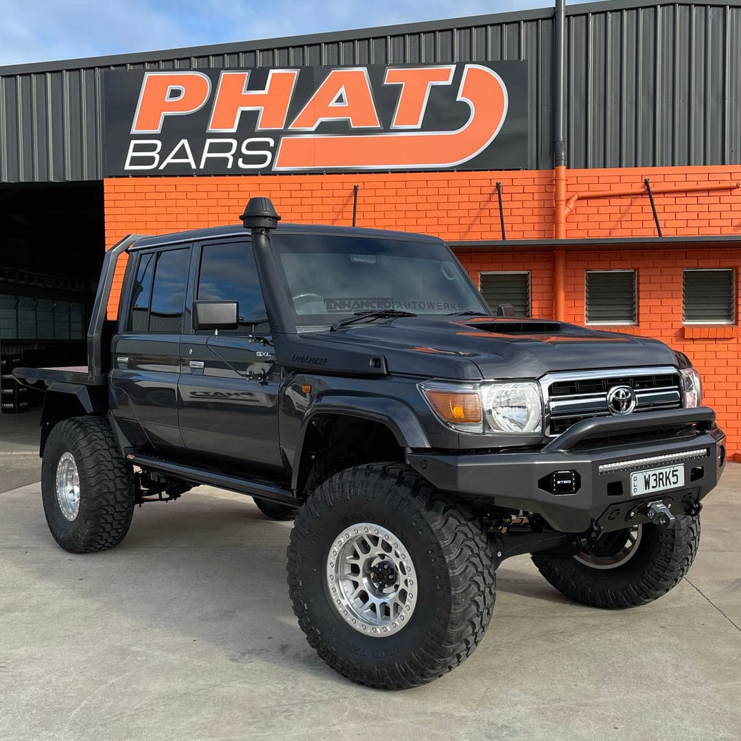 Toyota LandCruiser 79 Series Single Cab ANGLED Rock Sliders / Side Steps - Image 5